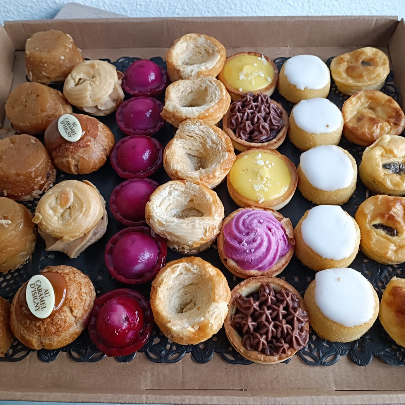 Plateau de mignardises - ( 35 pièces )